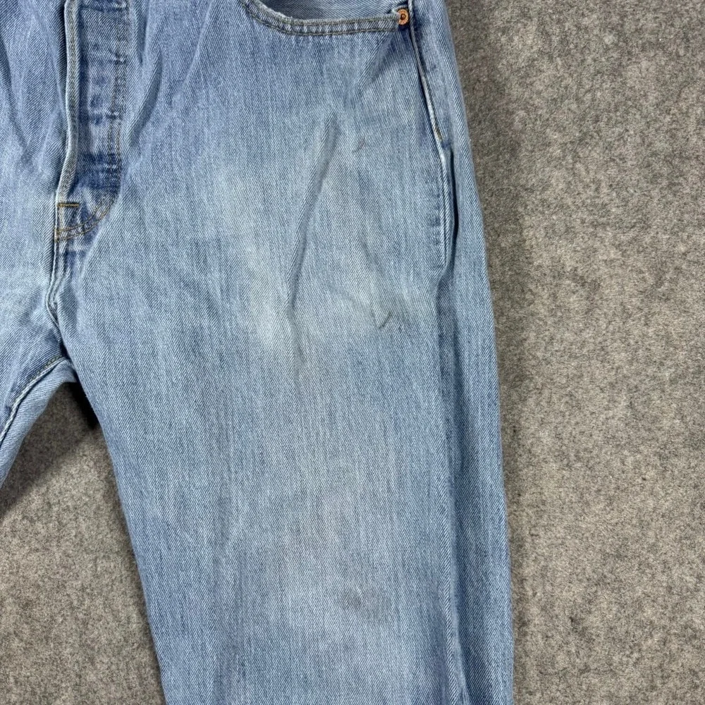 Levi's 501 Original Fit‎ Mens Light Wash Blue Straight Leg Denim Jeans 36x30